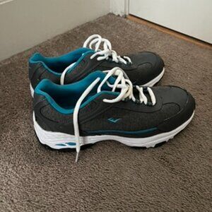 Women's Everlast Blue and Gray Sneakers (Size W9.5)